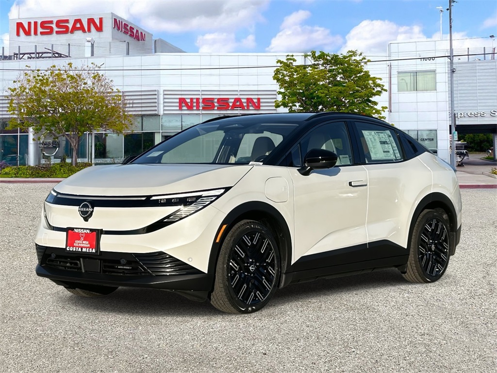 2026 Nissan LEAF Platinum+'s photo