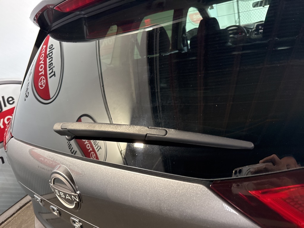 Thumbnail: 2023 Nissan Rogue - 18