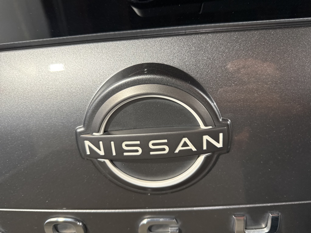 Thumbnail: 2023 Nissan Rogue - 19