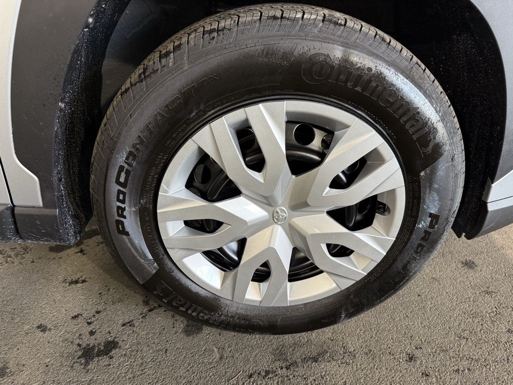 Thumbnail: 2026 Toyota Corolla Cross - 7