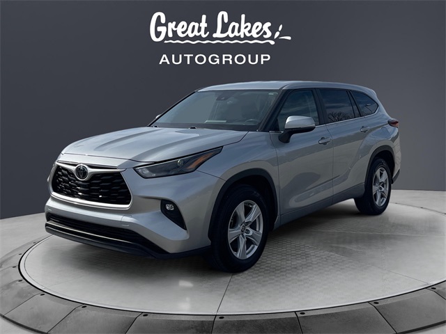 2024 Toyota Highlander LE FWD