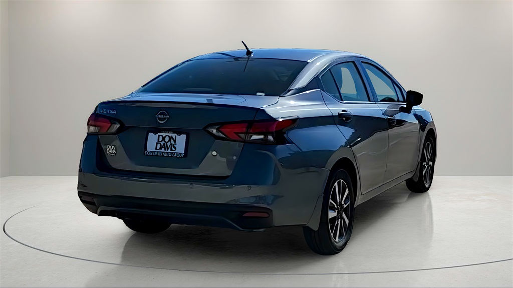 2025 Nissan Versa