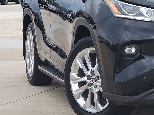 2023 Toyota Highlander Limited - 9