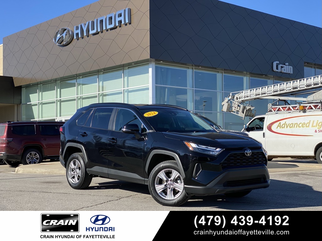 2024 Toyota RAV4 XLE FWD