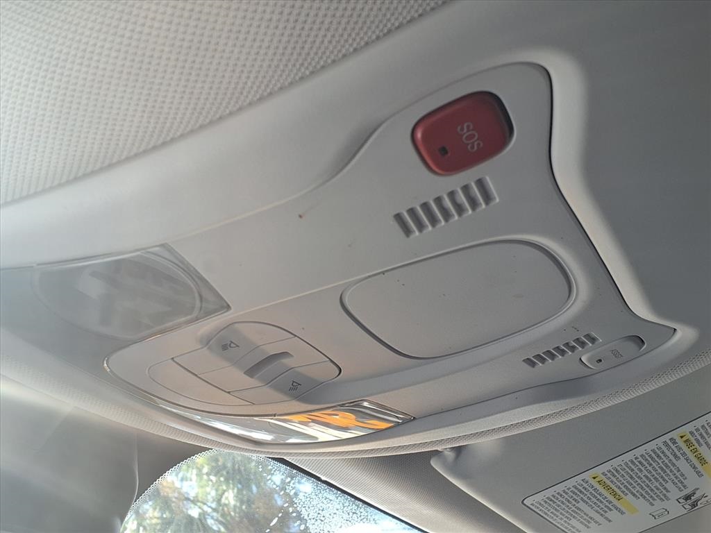 2022 Jeep Renegade Latitude White at Victoria Chrysler Dodge Jeep Ram