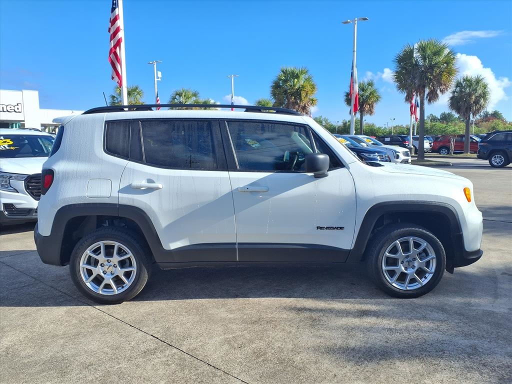 2022 Jeep Renegade Latitude White at Victoria Chrysler Dodge Jeep Ram