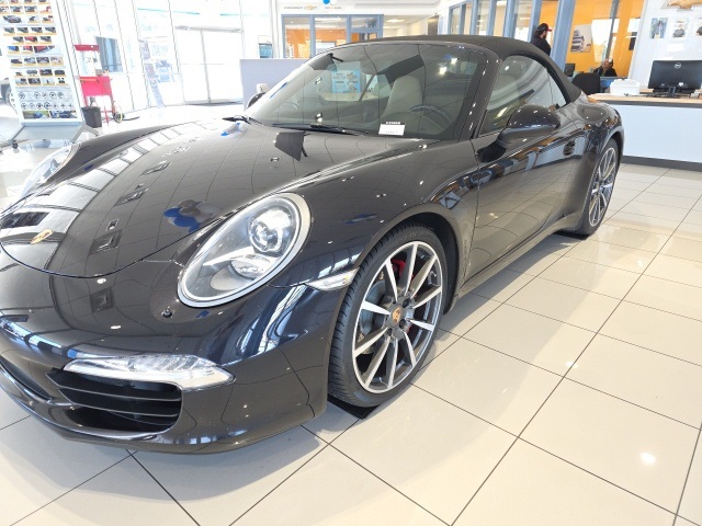 2013 Porsche 911 Carrera S Cabriolet RWD