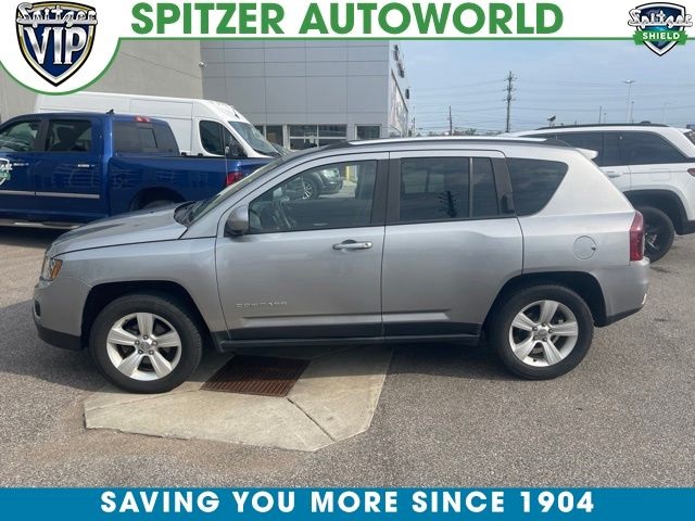 Billet Silver Metallic Clearcoat 2015 Jeep Compass SUV / Crossover Four-Wheel Drive 6-Speed Automatic