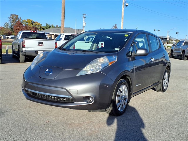 2015 Nissan LEAF S