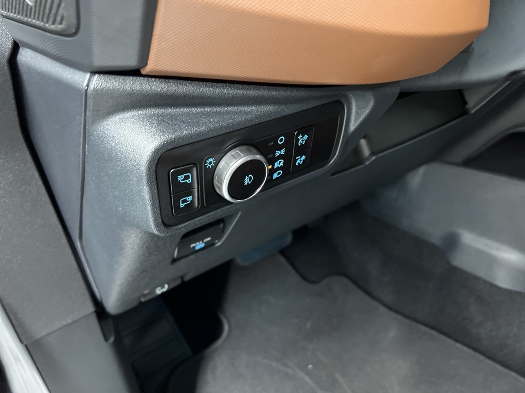 2024 Ford Bronco Outer Banks Silver at South Houston Nissan