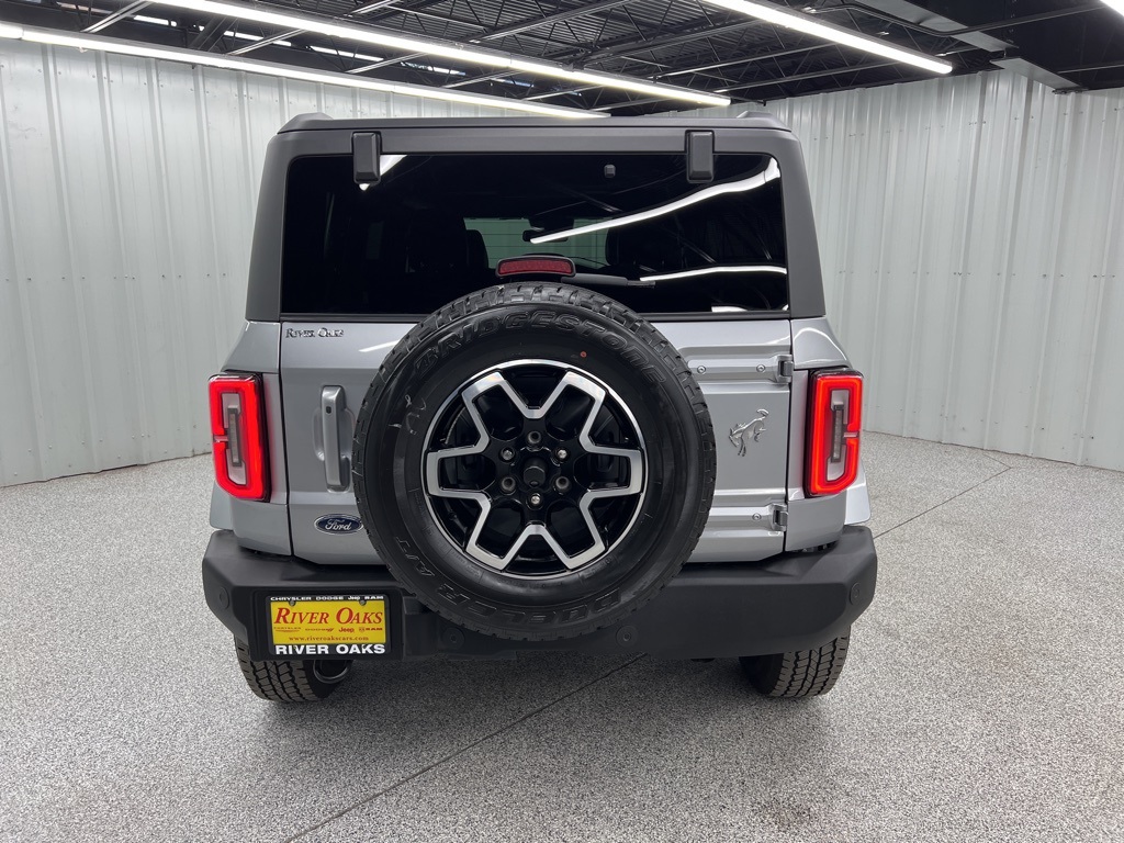 2024 Ford Bronco Outer Banks Silver at South Houston Nissan