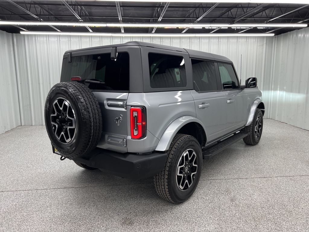 2024 Ford Bronco Outer Banks Silver at South Houston Nissan