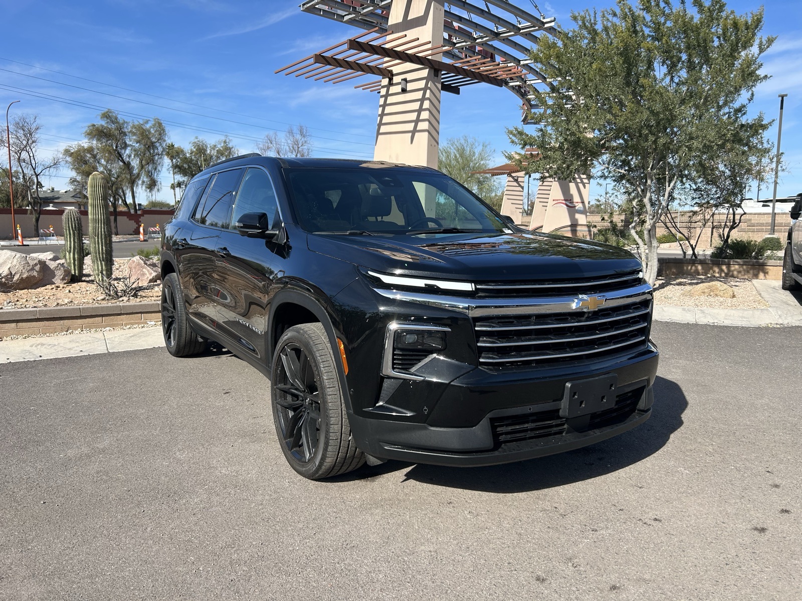 2024 Chevrolet Traverse LT