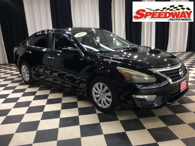 2015 Nissan Altima 2.5 S's photo