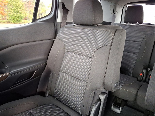 2023 GMC Acadia SLE for sale at PATRIOT CHEVROLET OF WARMINSTER