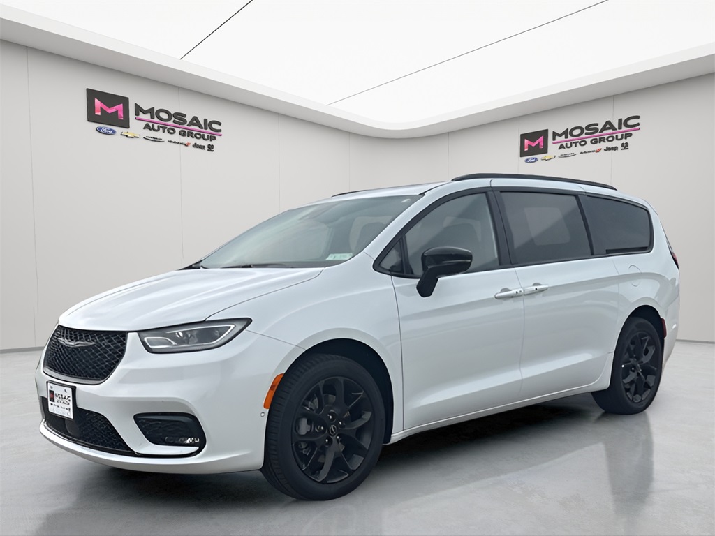2026 Chrysler Pacifica