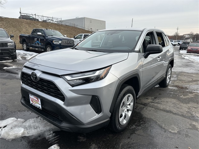 Used 2024 Toyota RAV4 LE with VIN 2T3F1RFV9RC441599 for sale in Kansas City
