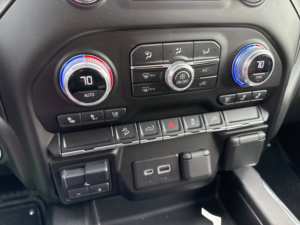 2023 GMC Sierra 3500HD