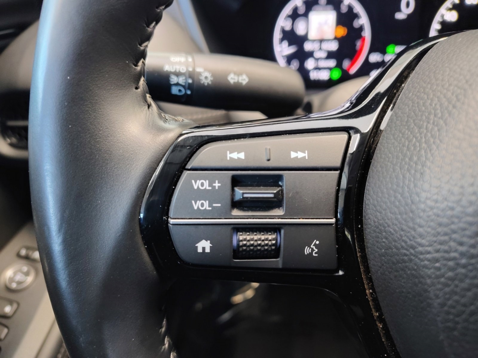 Used Car 2025 Honda Hr-v  Ex-l For Sale Under $30,000 In San Antonio, Texas