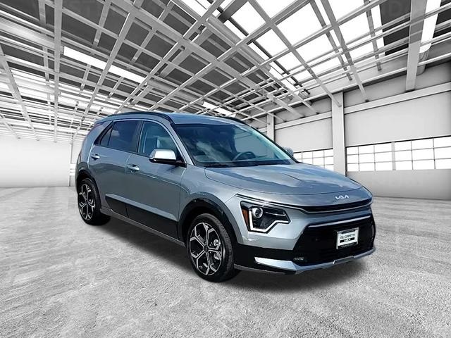 2025 Kia Niro EX Touring FWD