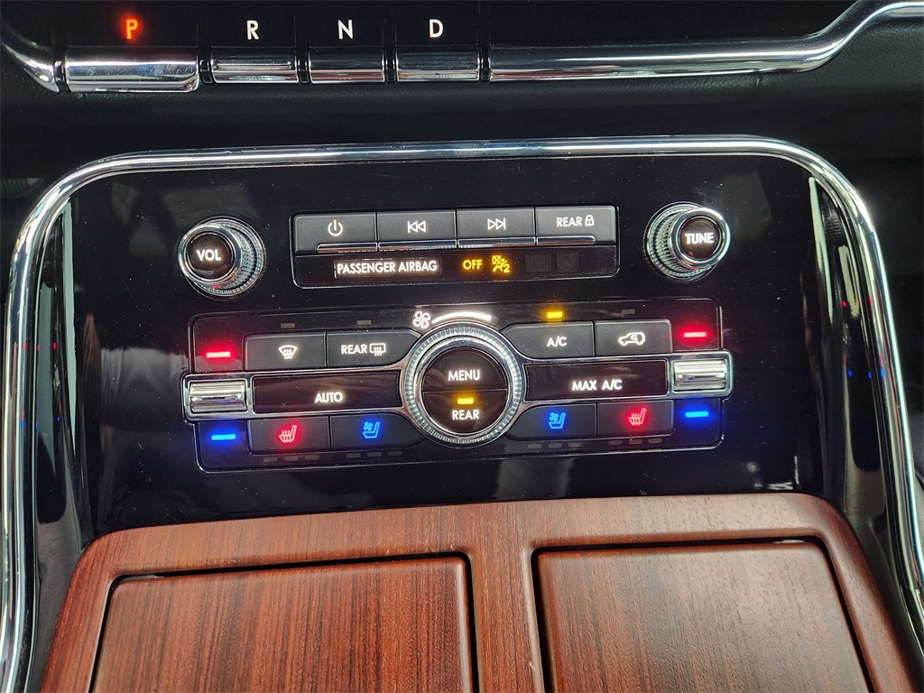 2023 Lincoln Navigator Reserve White at Bayway Cadillac Southwest