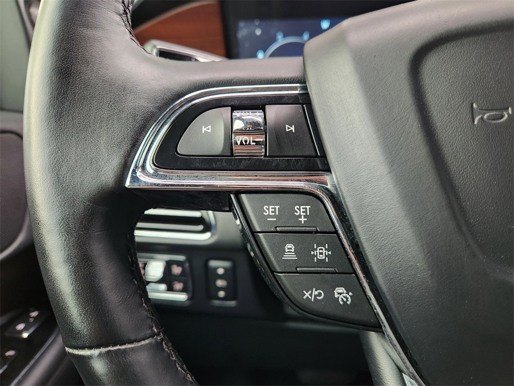 2023 Lincoln Navigator Reserve White at Bayway Cadillac Southwest