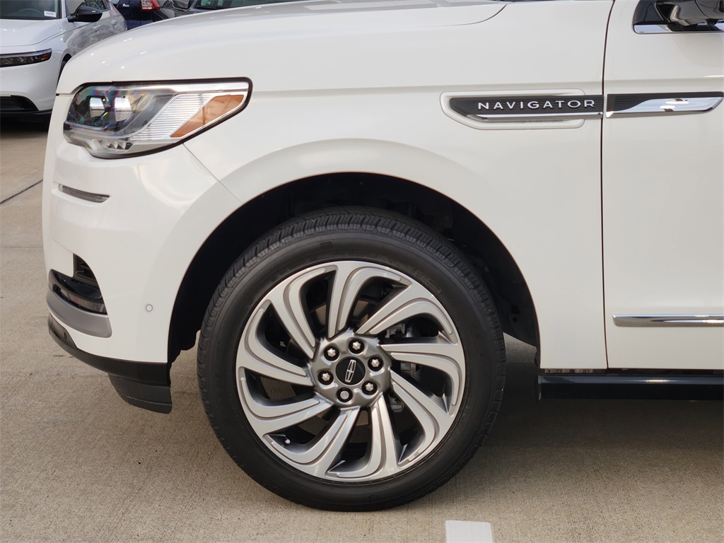 2023 Lincoln Navigator Reserve White at Bayway Cadillac Southwest