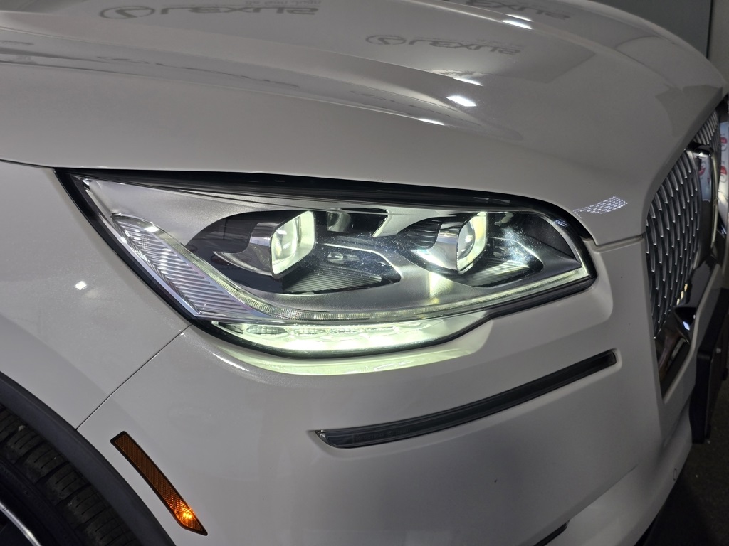 Thumbnail: 2022 Lincoln Aviator - 7