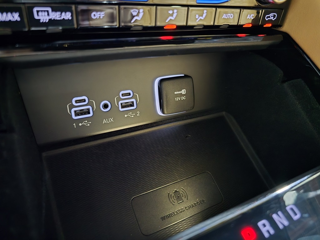 Thumbnail: 2021 Jeep Grand Cherokee L - 23