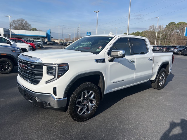 2023 GMC Sierra 1500 SLT Crew Cab 4WD