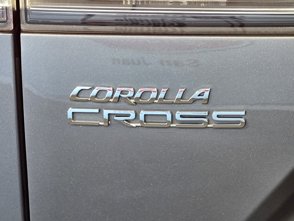 Thumbnail: 2022 Toyota Corolla Cross - 11
