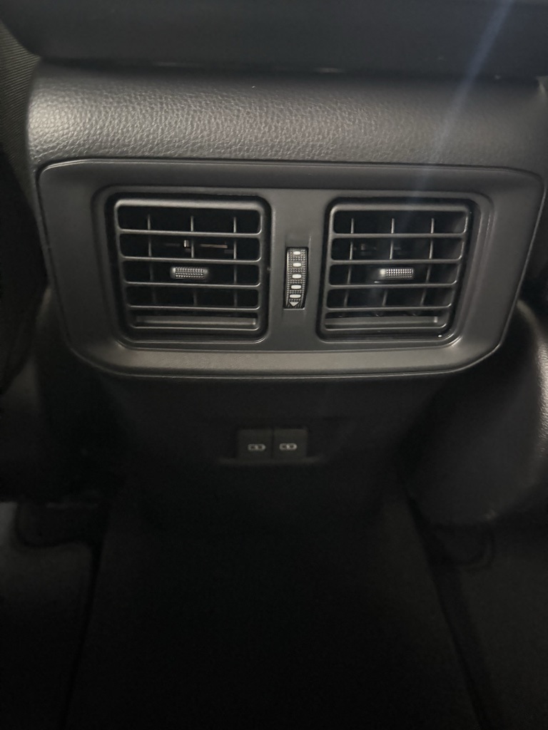 Thumbnail: 2025 Toyota RAV4 - 27