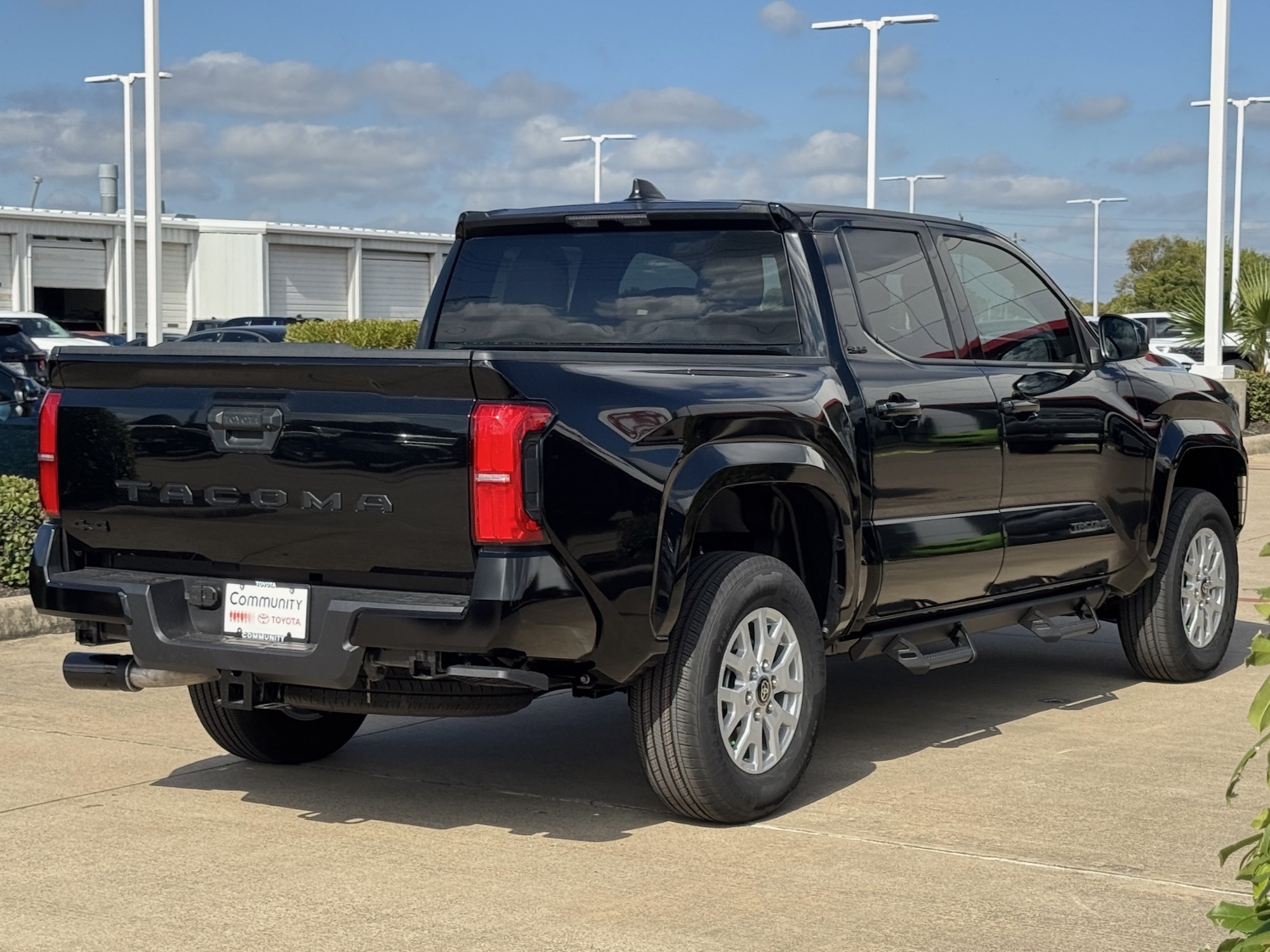 2025 Toyota Tacoma SR5 - 11