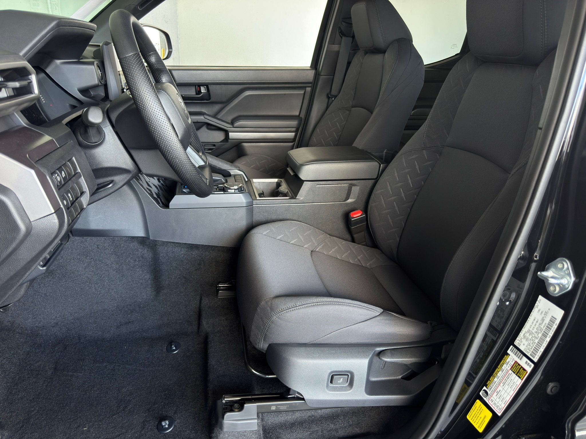 2025 Toyota Tacoma SR5 - 6