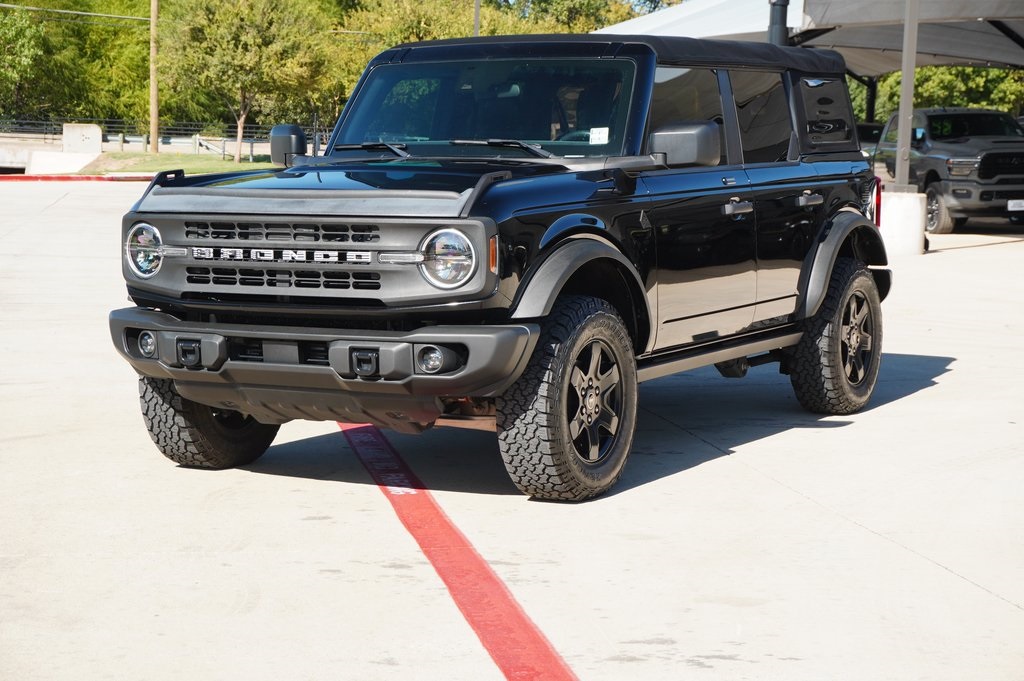 Used Car 2022 Ford Bronco  Black Diamond For Sale Under $40,000 In Weatherford, Texas