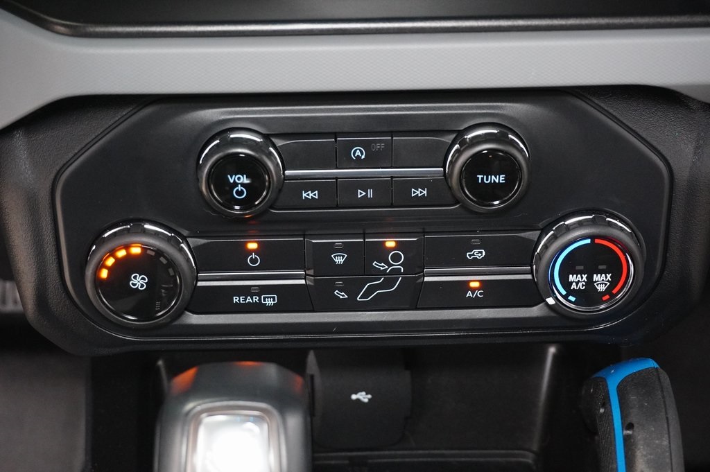 Used Car 2022 Ford Bronco  Black Diamond For Sale Under $40,000 In Weatherford, Texas