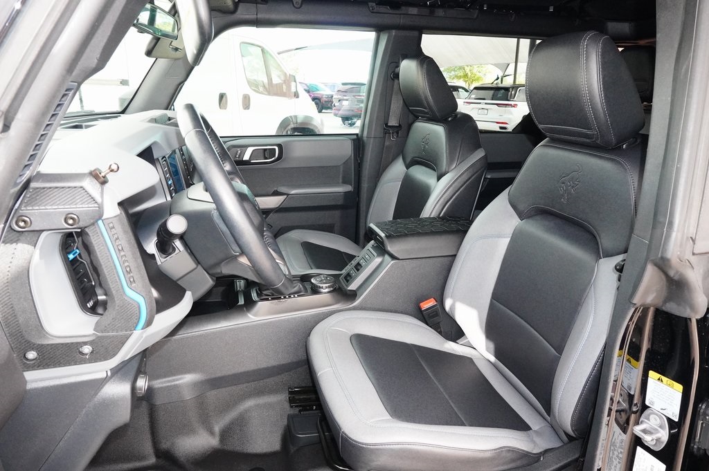 Used Car 2022 Ford Bronco  Black Diamond For Sale Under $40,000 In Weatherford, Texas