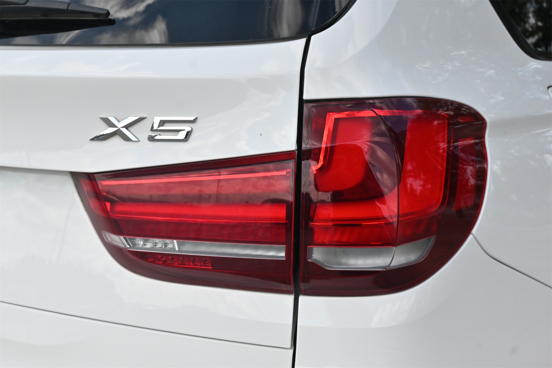 2016 BMW X5 sDrive35i White at DeMontrond Auto Country