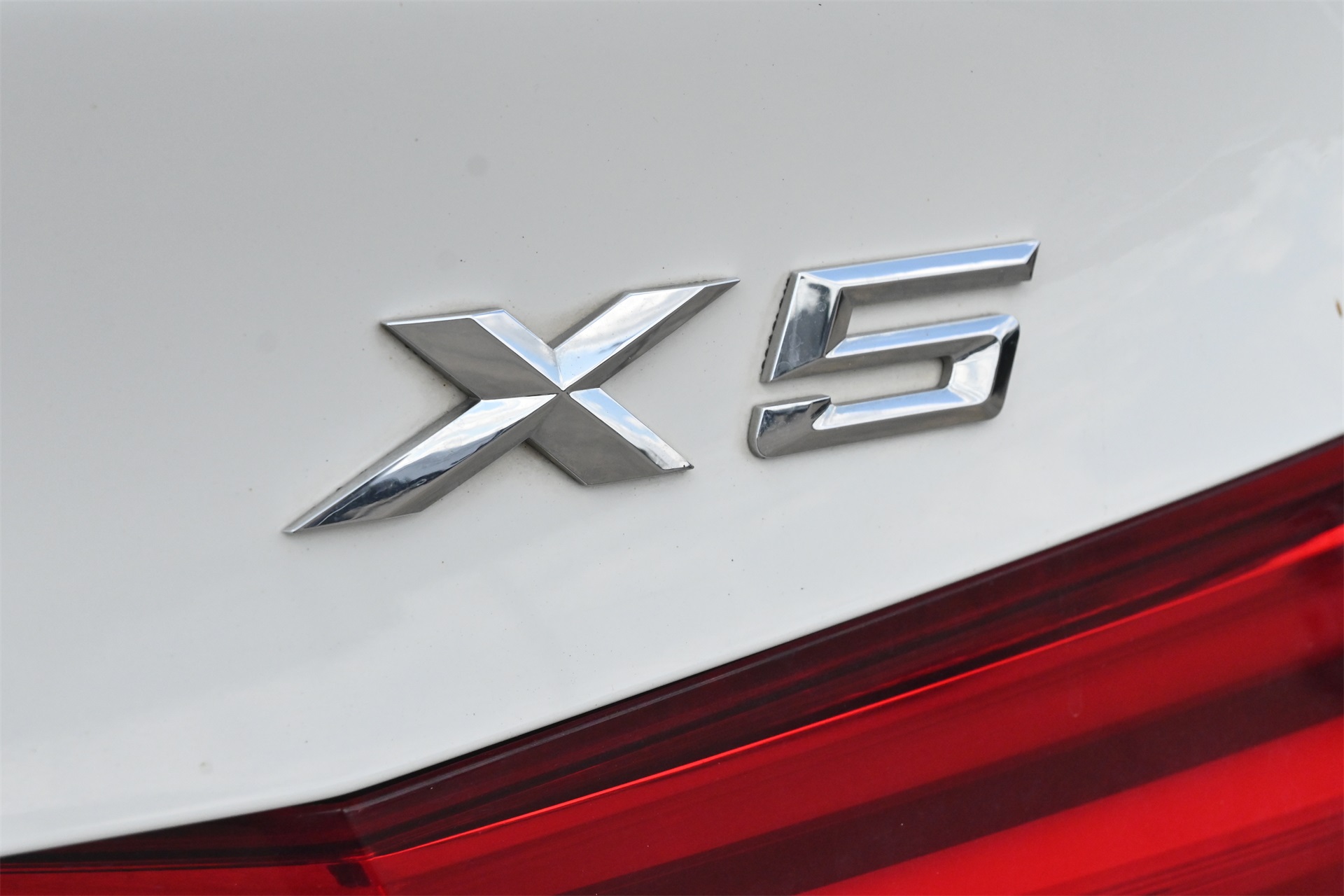 2016 BMW X5 sDrive35i White at DeMontrond Auto Country