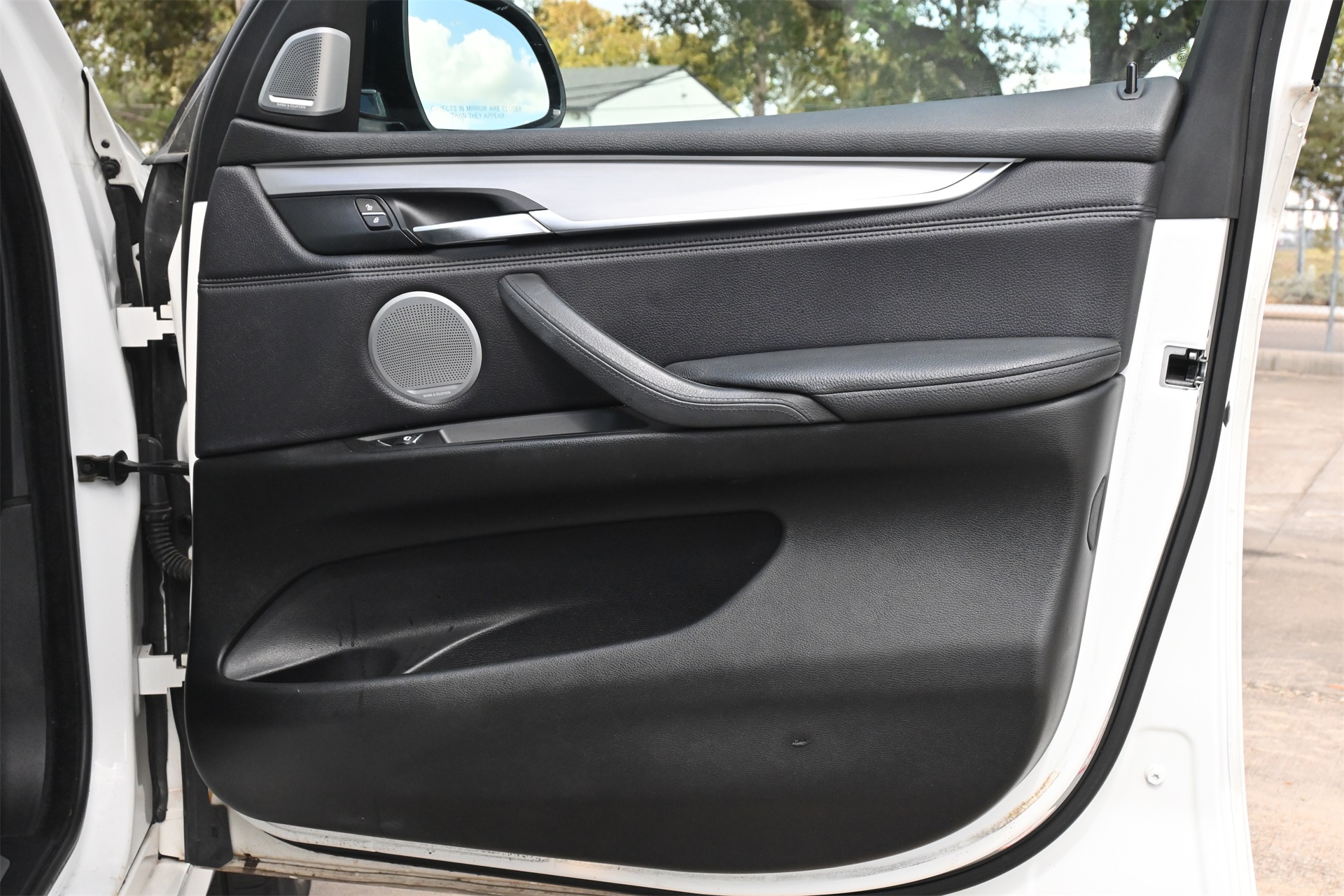 2016 BMW X5 sDrive35i White at DeMontrond Auto Country