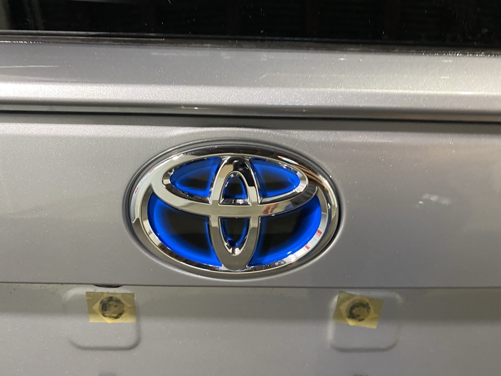 Thumbnail: 2025 Toyota RAV4 - 17