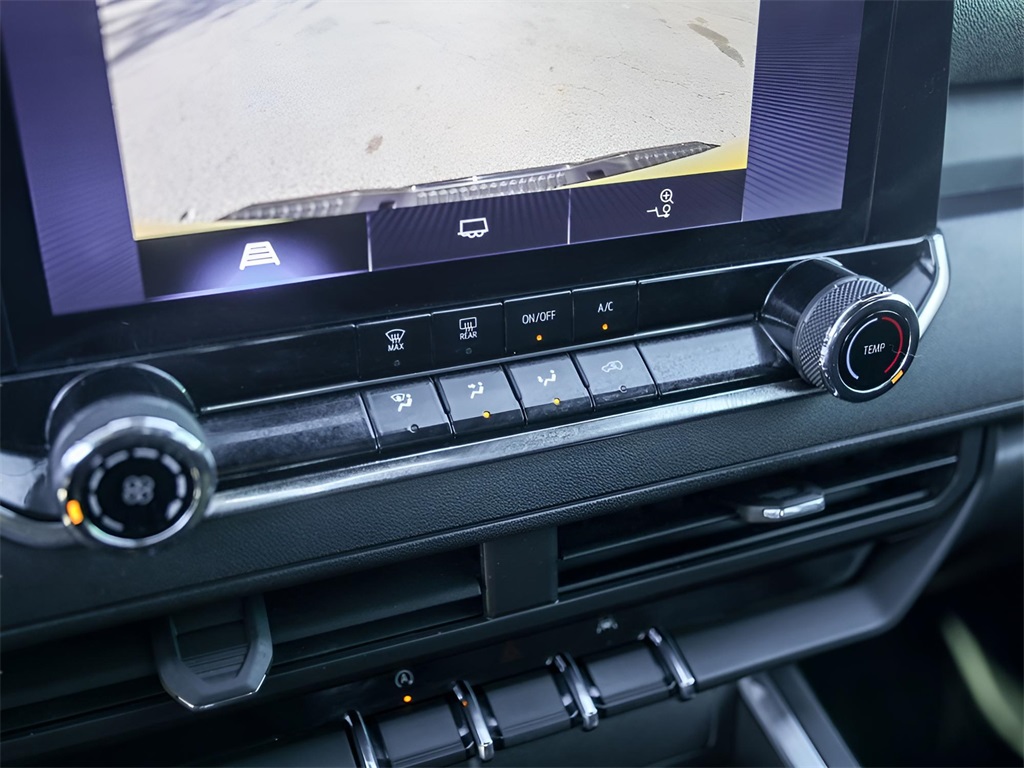 Used Car 2023 Chevrolet Colorado  Trail Boss For Sale Under $40,000 In Austin, Texas