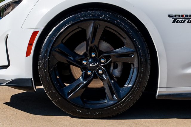 2021 Chevrolet Camaro 1LT White at Community Honda