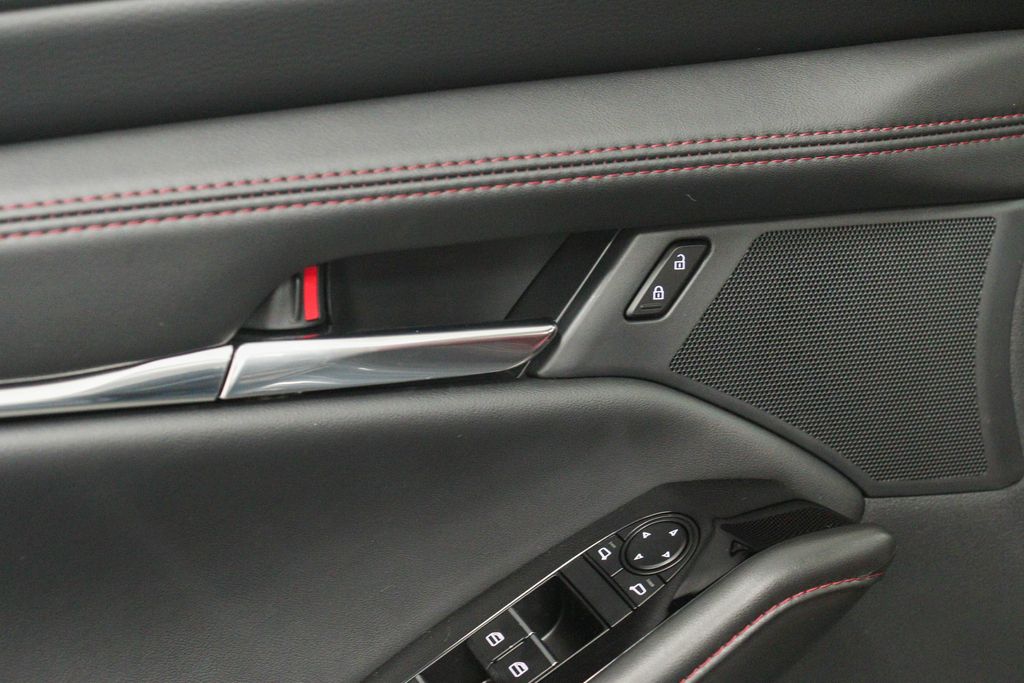New Car 2025 Mazda Mazda3  2.5 S Carbon Edition For Sale Under $35,000 In Austin, Texas
