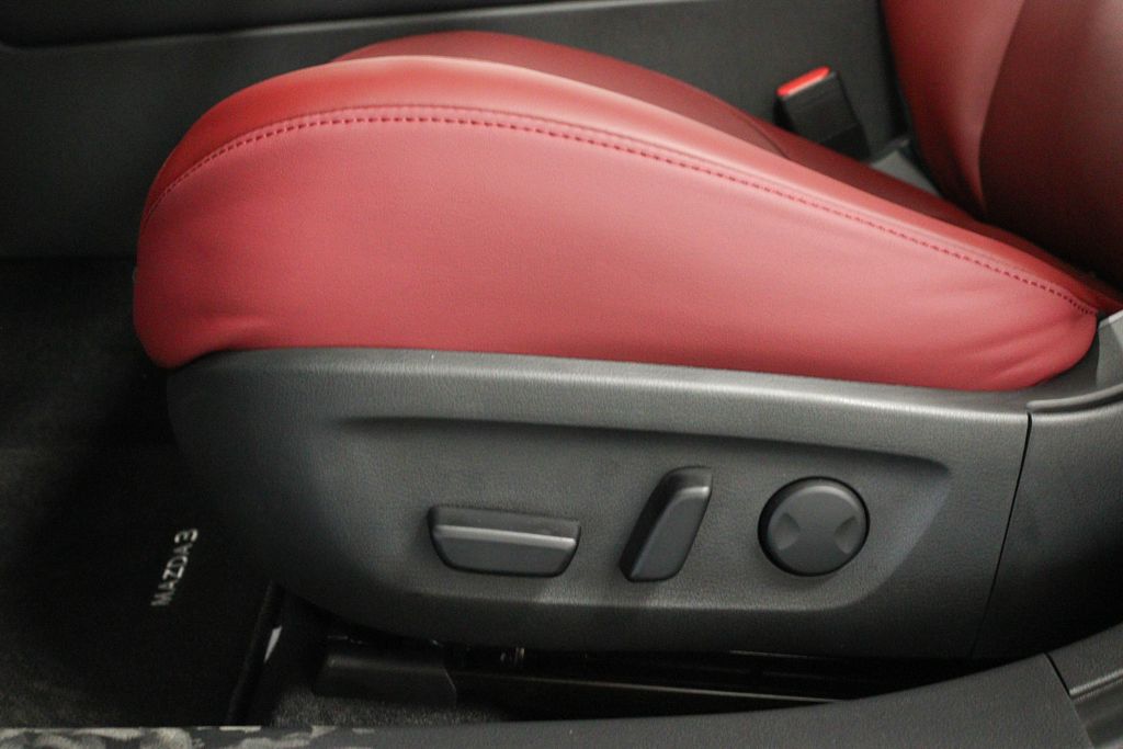 New Car 2025 Mazda Mazda3  2.5 S Carbon Edition For Sale Under $35,000 In Austin, Texas