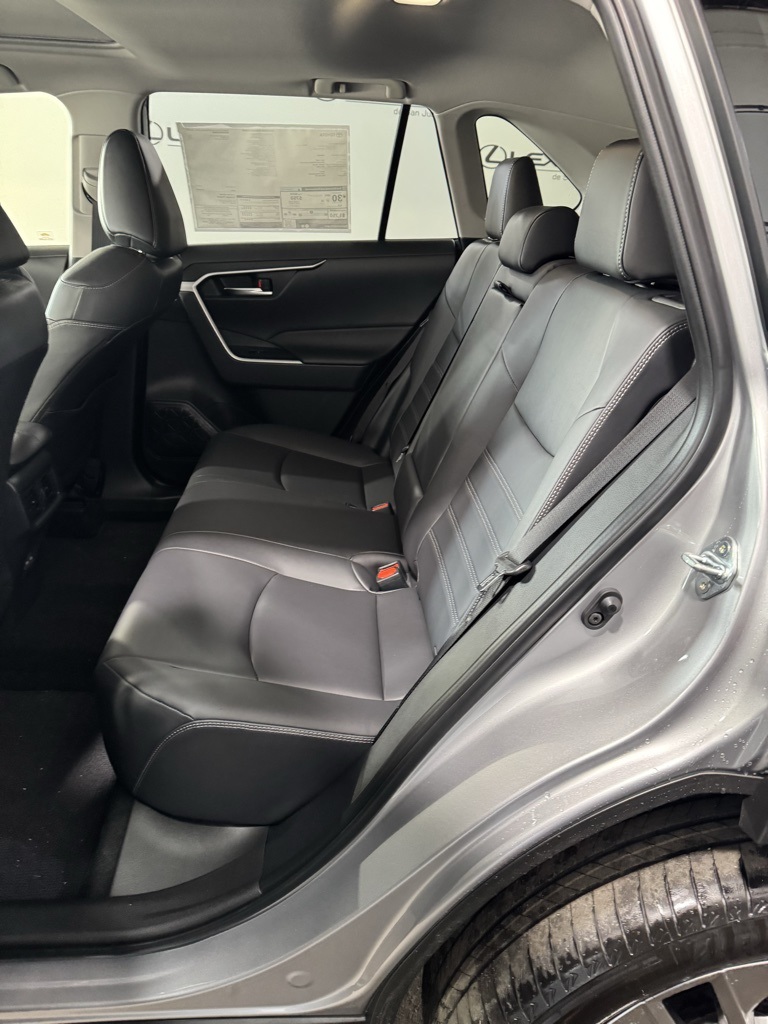 Thumbnail: 2025 Toyota RAV4 - 30