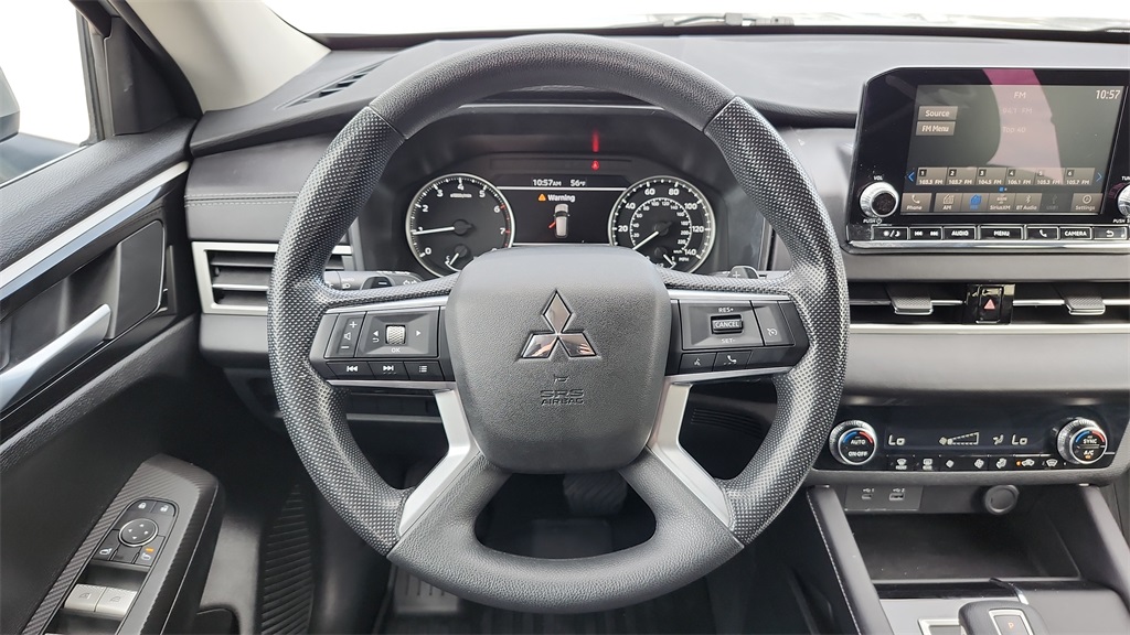 2024 Mitsubishi Outlander