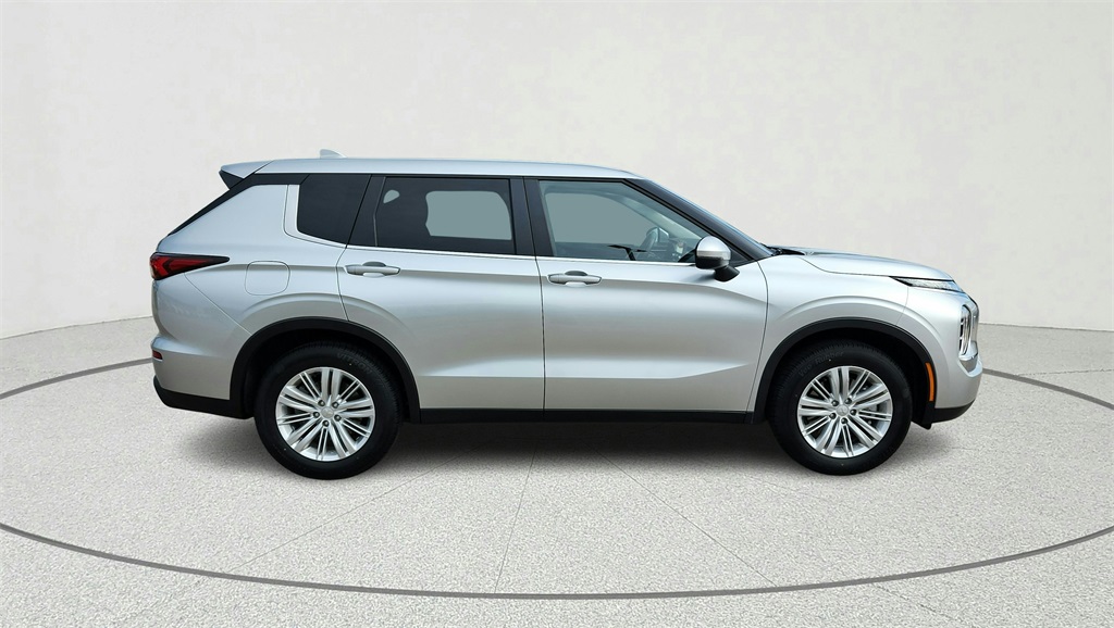 2024 Mitsubishi Outlander