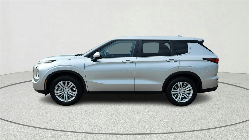 2024 Mitsubishi Outlander