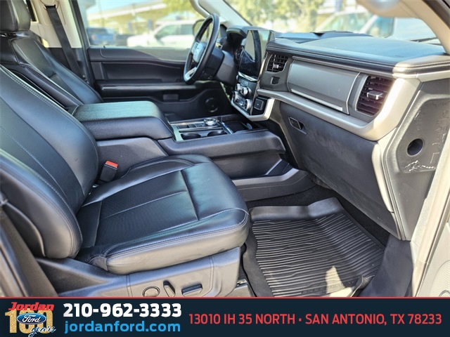 Used Car 2024 Ford Expedition  Xlt For Sale Under $50,000 In San Antonio, Texas